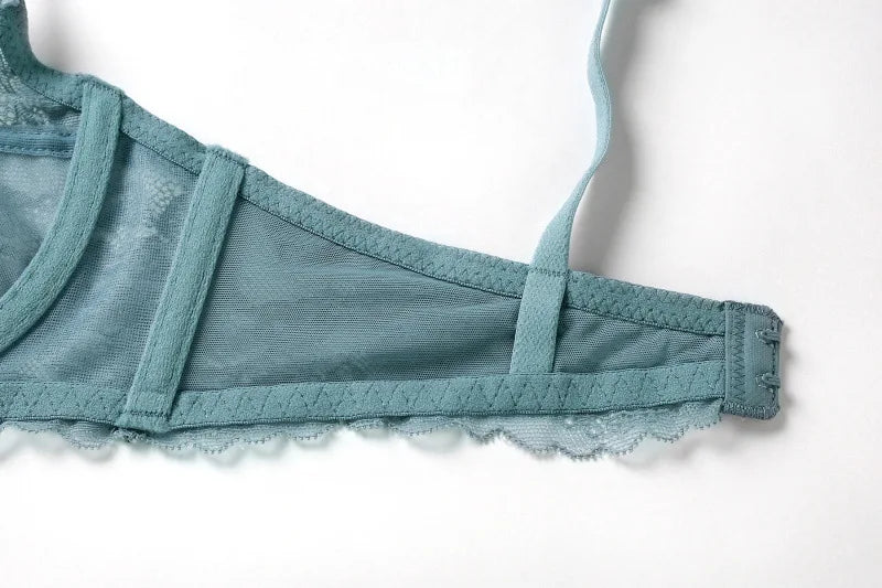 Sexy Ultrathin Transparent Lace Bra and Thong Set Underwear with Push Up Women French Lingerie Unlined B C D Cup 2021 New