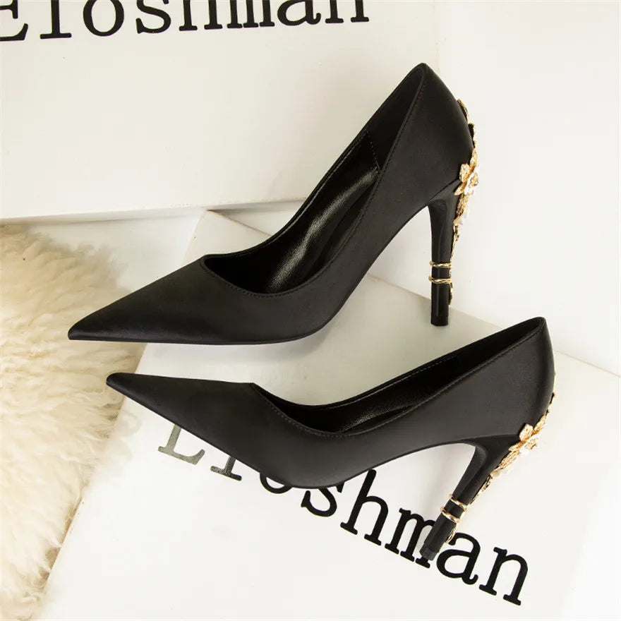 Luxury Metal Flowers Heel Crystal Bridal Shoes For Women Pointed Soft Silk Dress Shoe Shallow Sexy High Heels Pumps Female Party