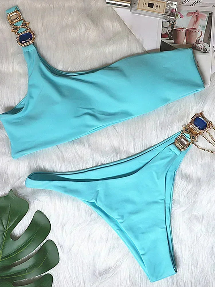 Women’s 2026 Rhinestone Diamond Bikini – Halter Chain Two‑Piece Swimsuit, Sexy Shiny Brazilian Swimwear