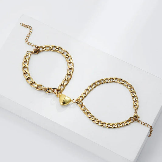JWER 2Pcs/set Magnet Couple Bracelets Heart Attraction Bracelet Stainless Steel Charm Simple Cuban Chains Key Lock Jewelry Gifts