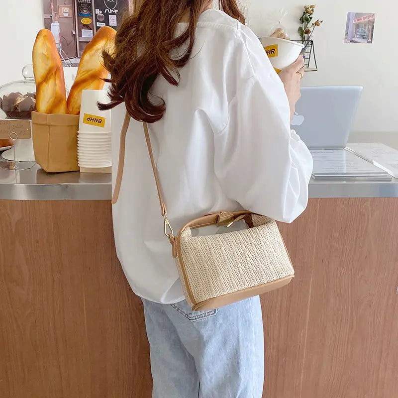 Woven Color Straw Handbag For Women Summer Shoulder  Crossbody Bag Purse Fashion Beach Bag Gilrs Outing Purse sac a main femme