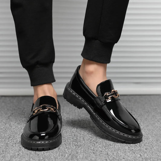 Spring and Autumn Horse Buckle Bright Men's Lok Fu Shoes Black work shoes Fashion Gentleman's Shoes Leisure Student Shoes