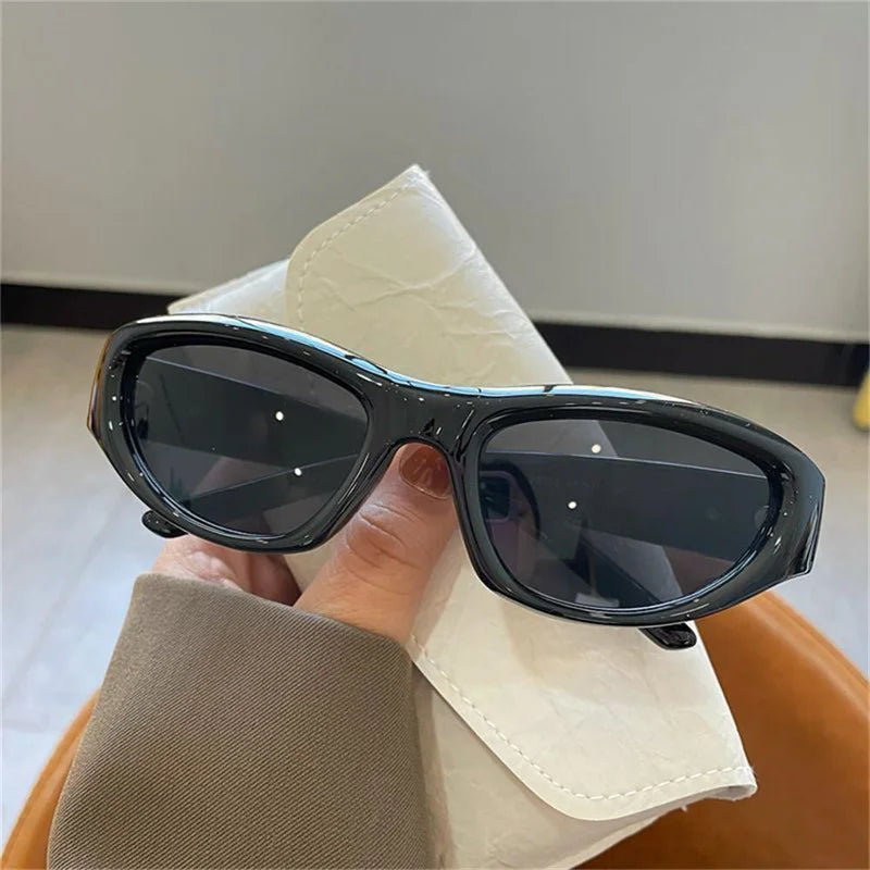 Future Sense of Technology Sunglasses Women Y2K Rimless Rectangle Shades Gradient UV400 Men One Piece Sun Glasses 2024