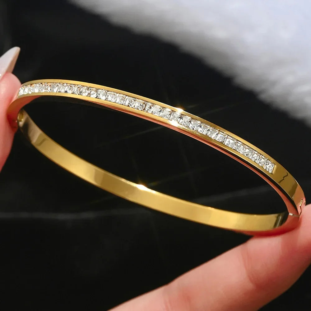 Waterproof Stainless Steel Bangle Lucky Clover Women's Gold Plated Bracelets with Flowers Design Luxury Jewelry Gift