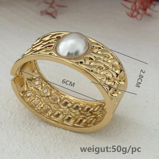 DIEZI Punk Vintage Chunky Cuff Bangle – Gold Geometric Spring Bracelet