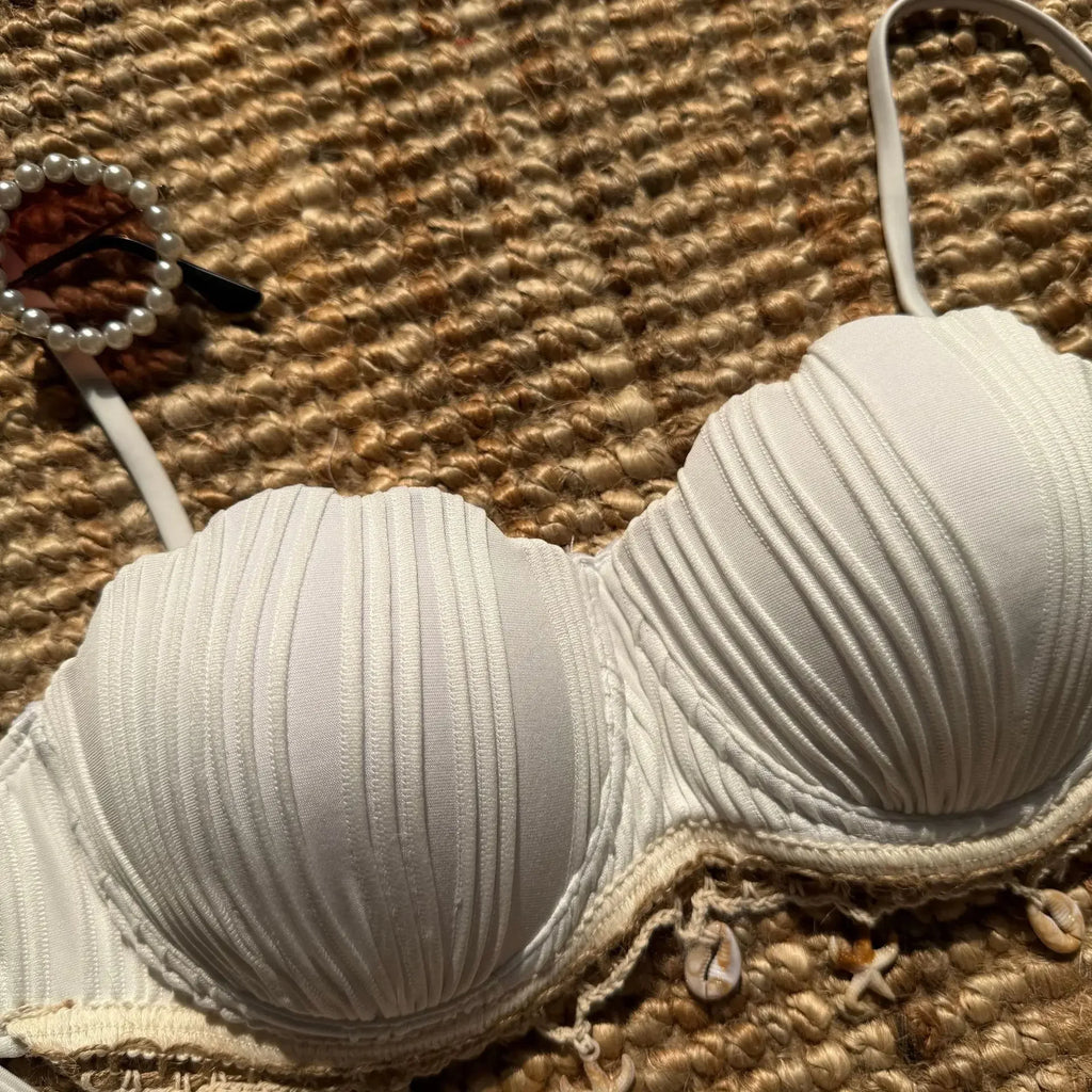 Women’s White Shell Bikini Set – Ruffled Push‑Up Underwire Thong Swimsuit with Starfish Ornaments 2025