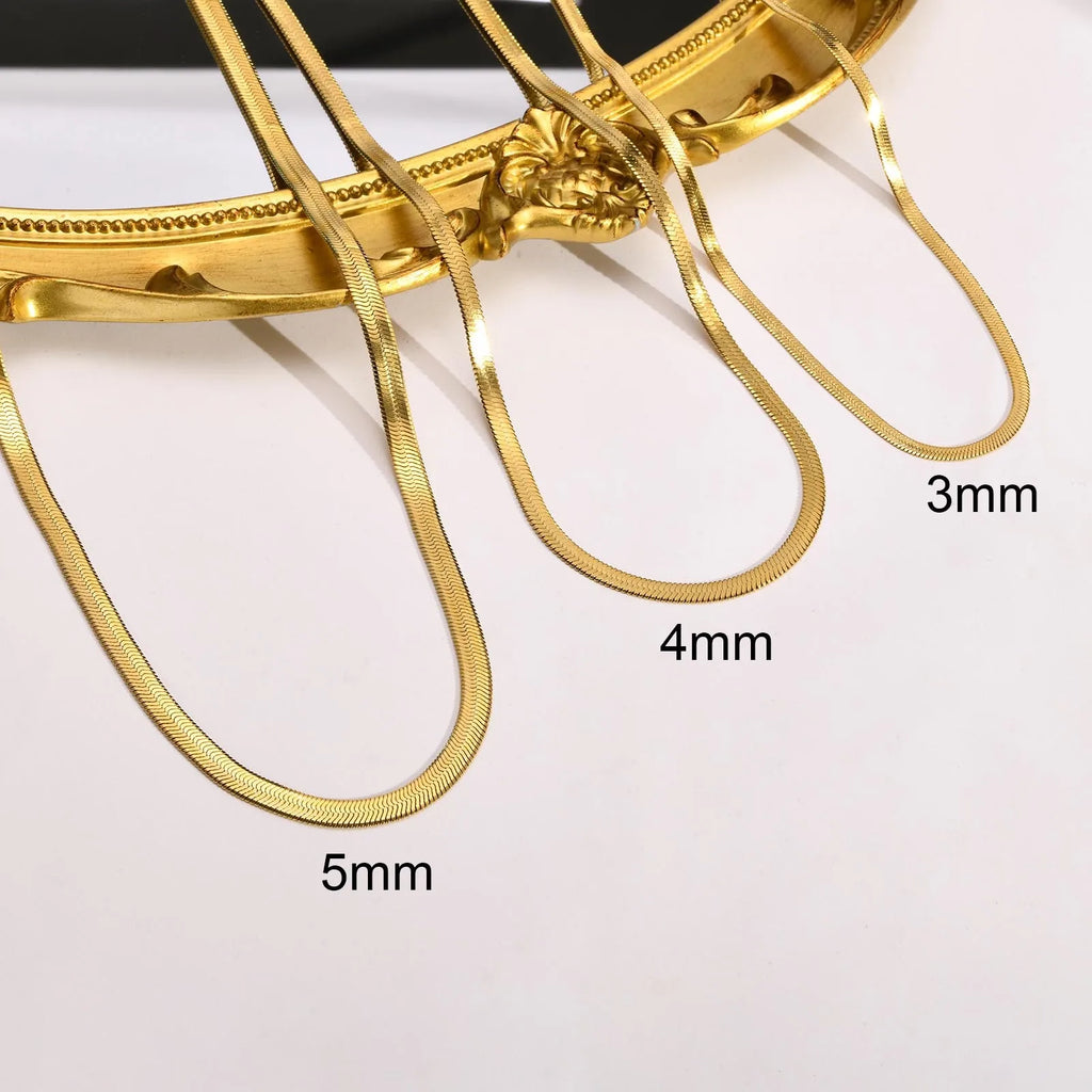 Vnox 3mm/4mm/5mm Flat Snake Chain Necklaces for Women, Gold Color Stainless Steel Sparking Herringbone Link Chain Collar Choker