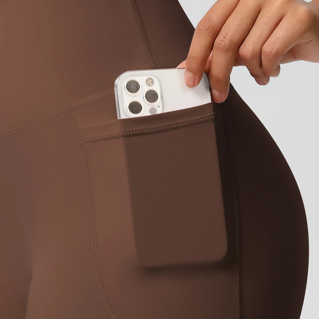 Women’s Seamless High Waist Sports Shorts with Pockets
