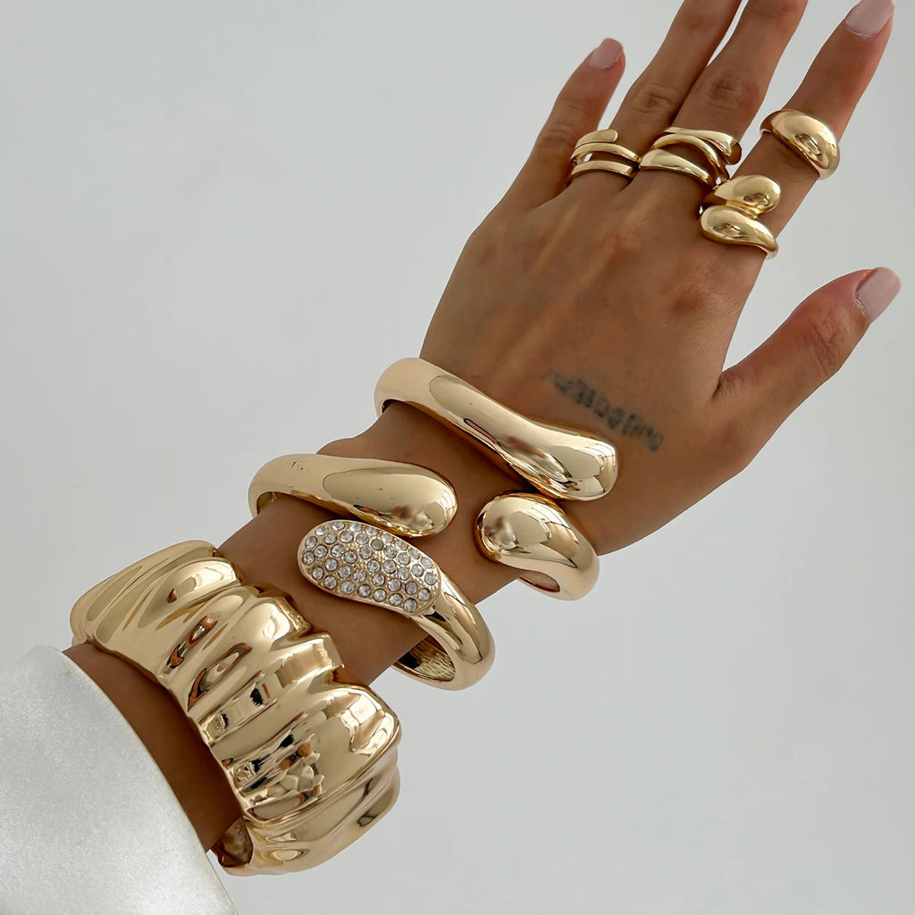 Ingemark Hip Hop Inlaid Rhinestones Water Drop Spring Bangle for Women Creative Irregular Chunky Bracelets Steampunk Jewelry Men