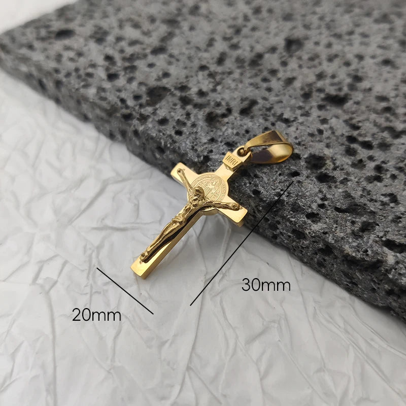 New Design 18K Gold Plated Waterproof Stainless Steel Jesus Cross Pendant For Men Religious Charms
