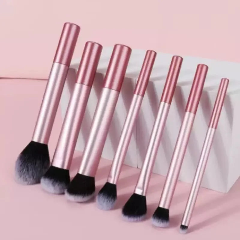 8pcs Pro Makeup Brush Set – Soft Premium Synthetic Hair, Cruelty‑Free & Easy‑Clean Beauty Essentials