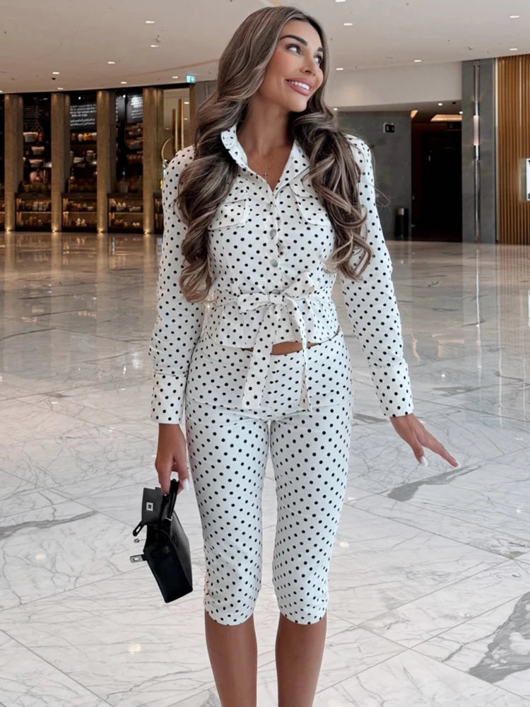 Elegant Polka‑Dot Jacket & Capri Pants Set