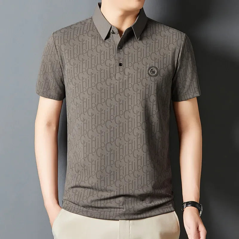 New Men's Business Casual Short Sleeved Shirt with Badge Solid Color Polo Shirt Fashionable Breathable Comfortable Versatile Top