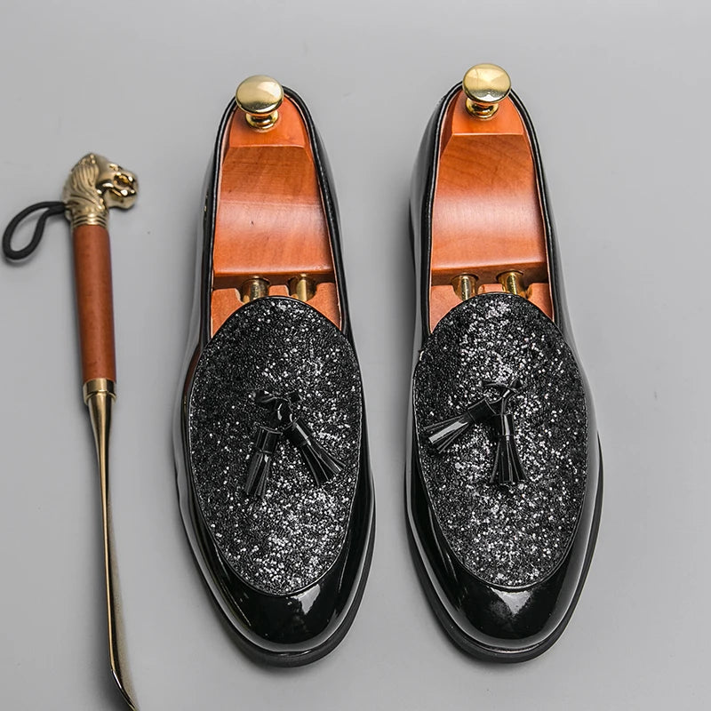 New Arrival Men's Fashion Patent Leather Sequin Tassel Dress Business Office Shoes Male Charm Wedding Party Prom Flats Footwear