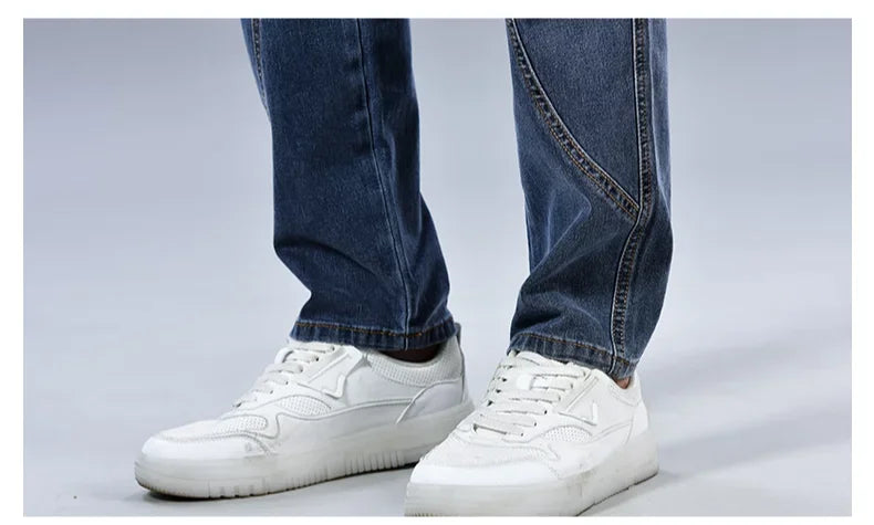 Multi‑Pocket Stretch Denim Jeans