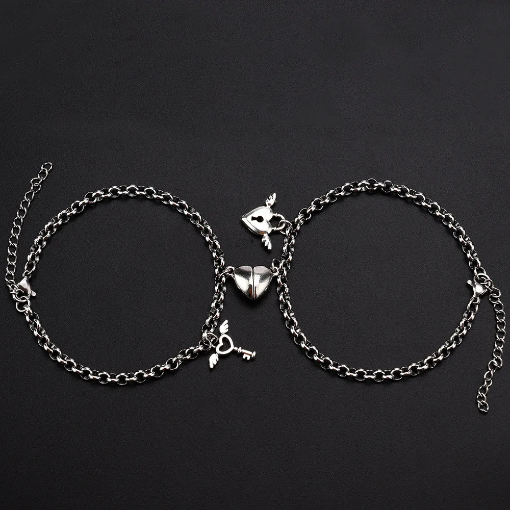 JWER 2Pcs/set Magnet Couple Bracelets Heart Attraction Bracelet Stainless Steel Charm Simple Cuban Chains Key Lock Jewelry Gifts