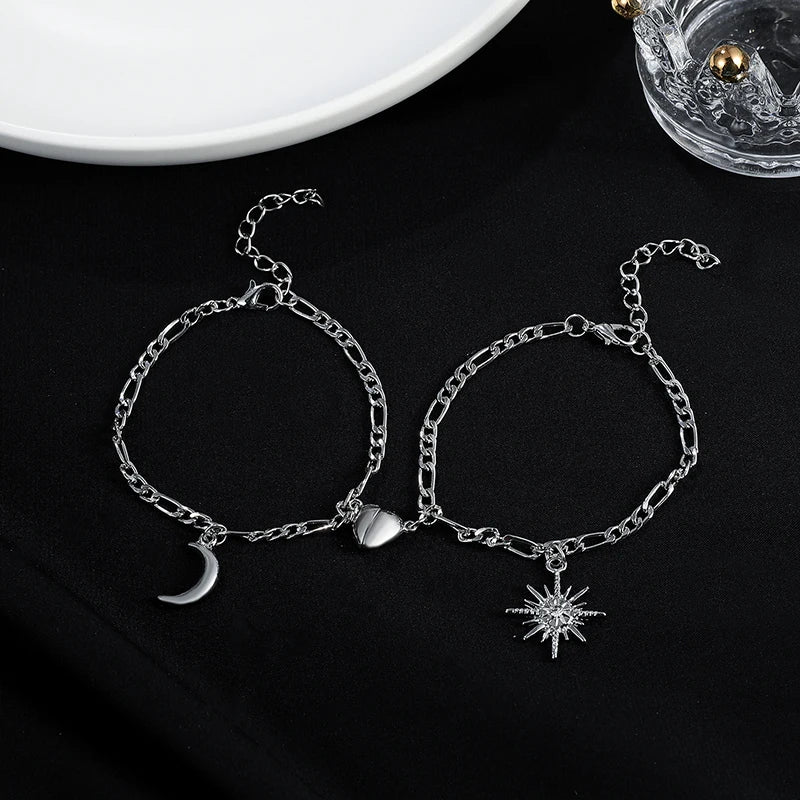 JWER 2Pcs/set Magnet Couple Bracelets Heart Attraction Bracelet Stainless Steel Charm Simple Cuban Chains Key Lock Jewelry Gifts
