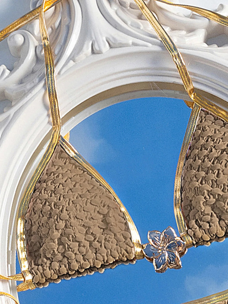 2026 Sexy White & Gold Contrast Bikini — Metal Starfish Push‑Up Triangle Micro Swimsuit for Women