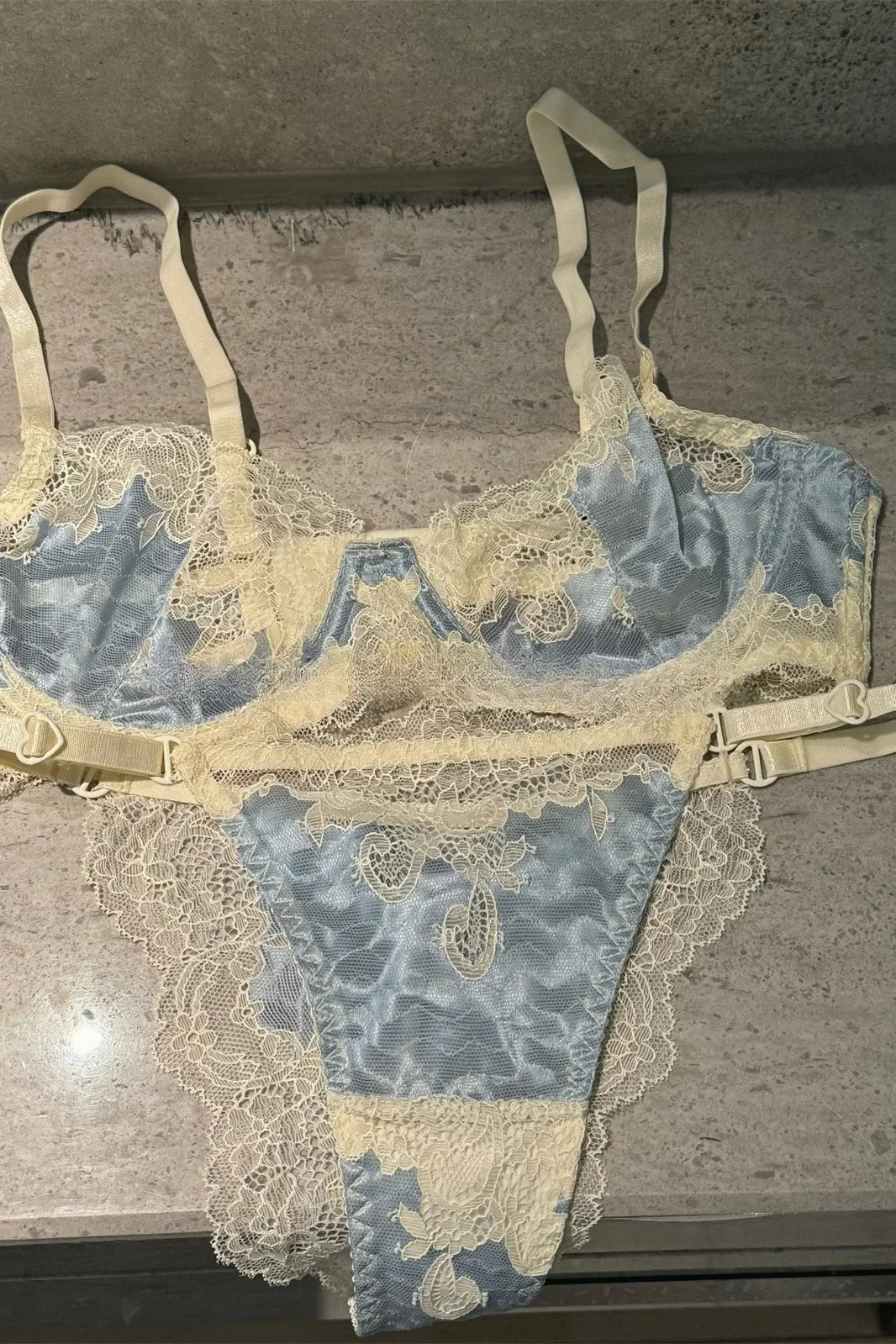 Thin Lace Floral Bra & Panty Set