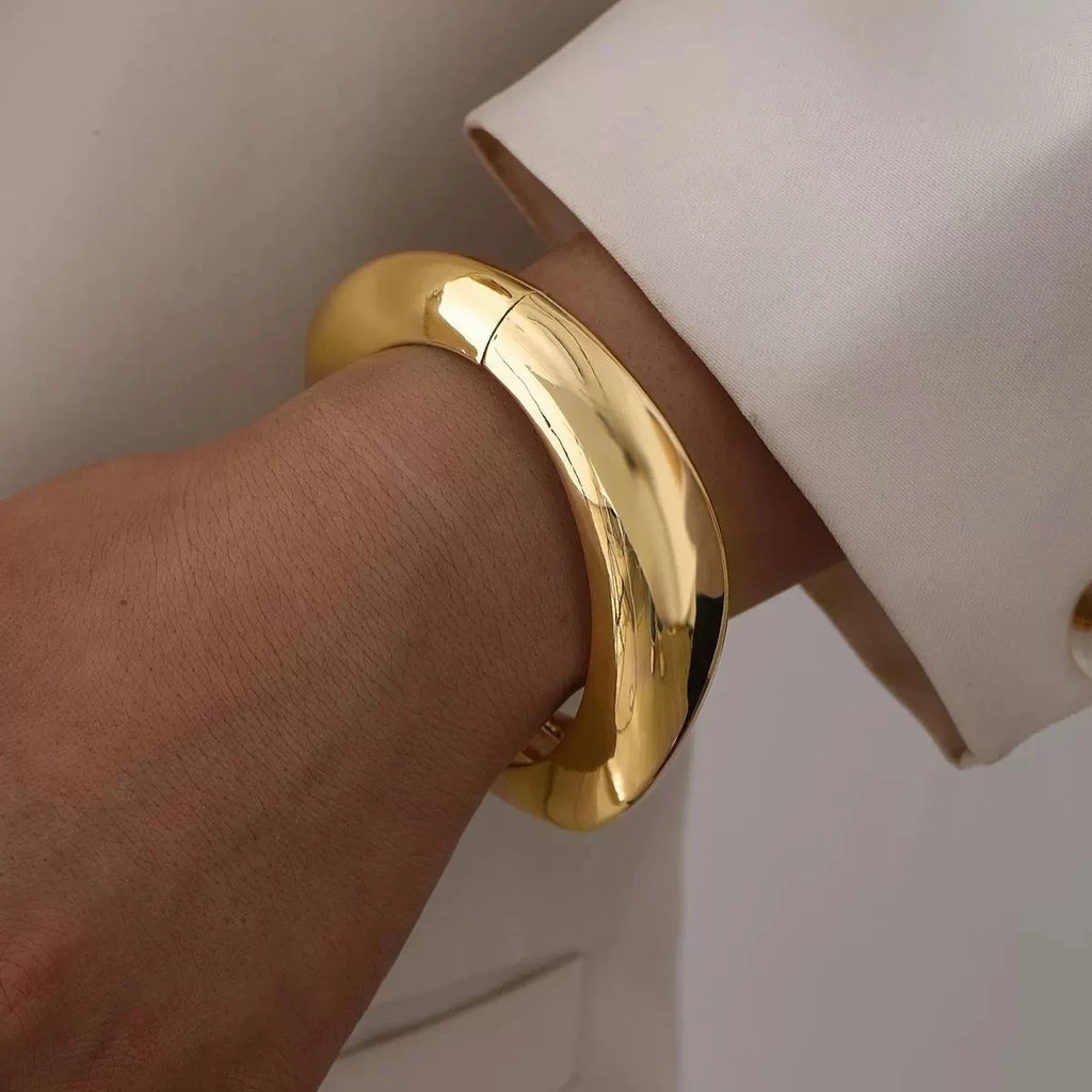 Fashion Smooth Water Drop Bangle For Women Gold Silver Color Exaggerated Geometric Bracelets Party Female Punk Jewelry Gifts