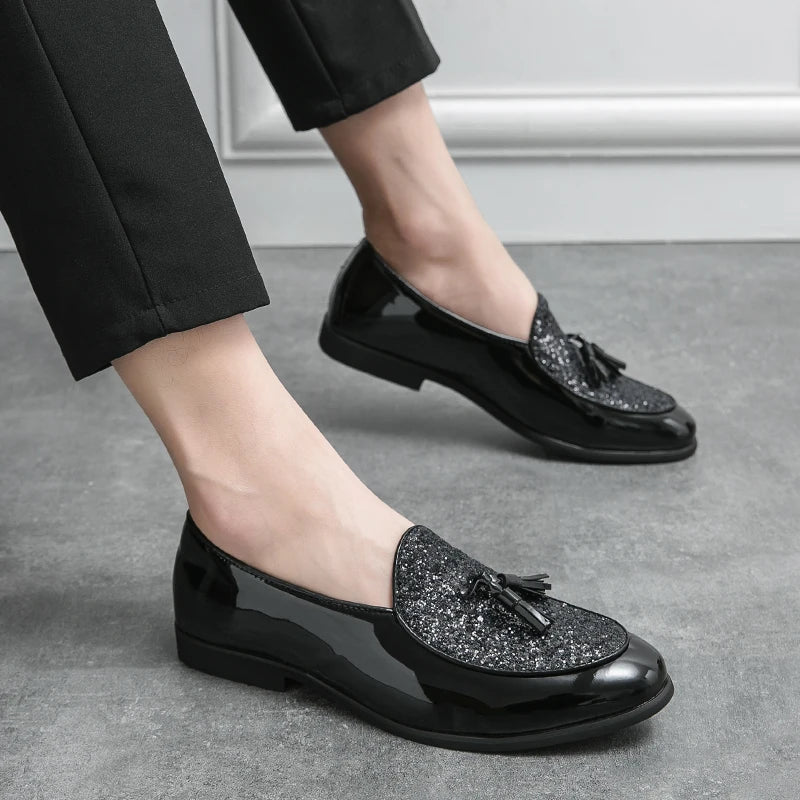 New Arrival Men's Fashion Patent Leather Sequin Tassel Dress Business Office Shoes Male Charm Wedding Party Prom Flats Footwear