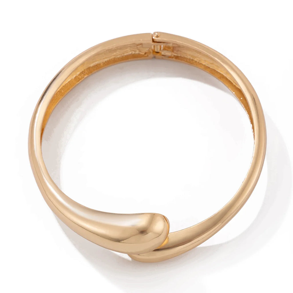 Punk Vintage Chunky Cuff Bangle – Gold Geometric Spring Bracelet for Women