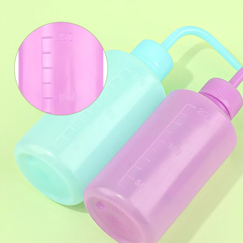 250ml Lash Cleaning Bottle – Curved Spout Watering Can for Eyelash Extensions & Brow Washing