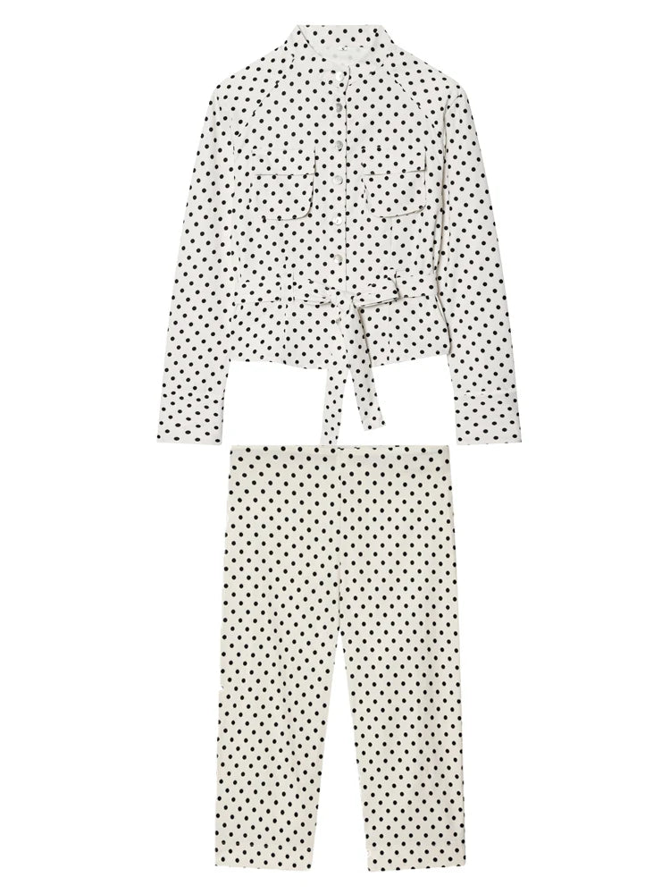 Elegant Polka‑Dot Jacket & Capri Pants Set