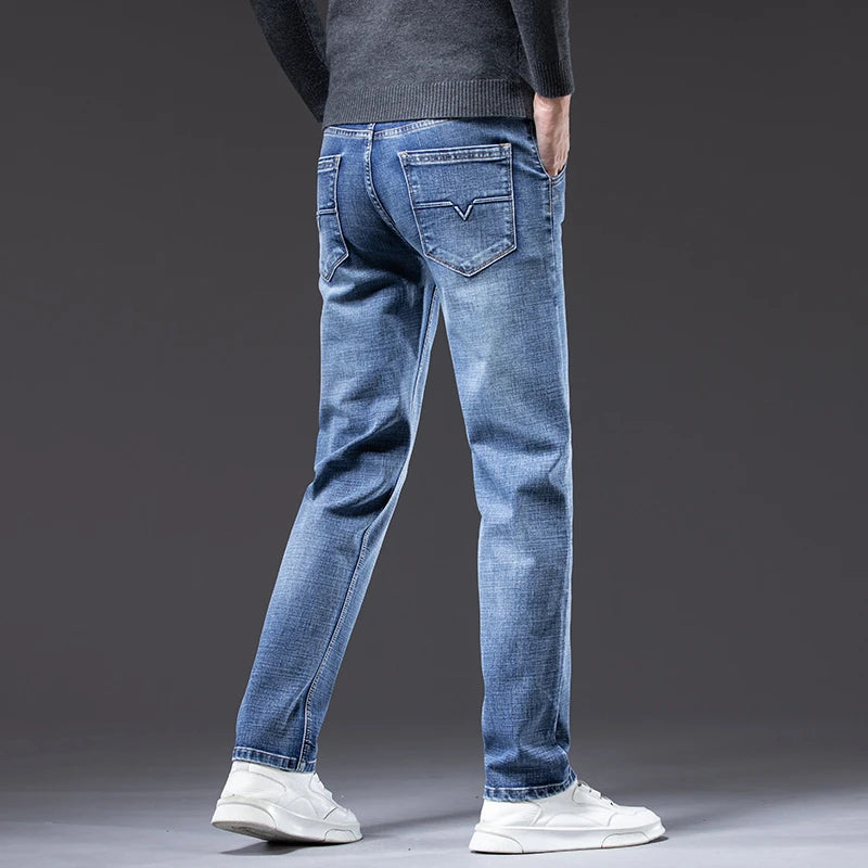 Stretch Regular‑Fit Jeans