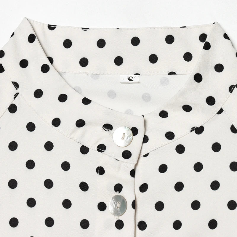 Elegant Polka‑Dot Jacket & Capri Pants Set
