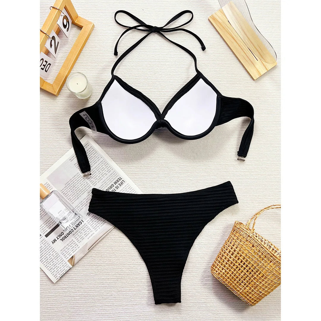Wrinkled Halter Underwired Bikini