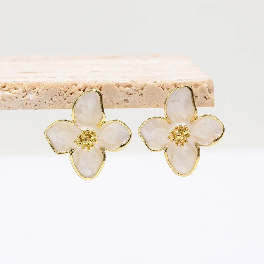 Fashion Korean Women Retro Drip Glaze Red Flower Earrings Women for Delicate Earrings Luxury Couple Engagement Jewelry Gift