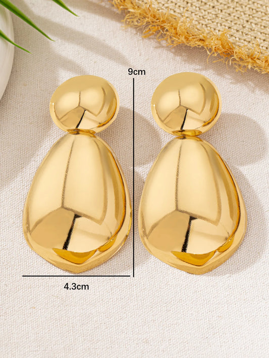Retro Exaggerated Geometric Round Earrings for Women