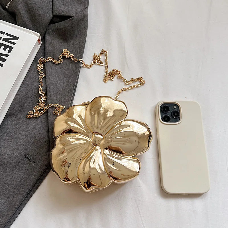 Fashion Metal Flower Shaped Crossbody Bag for Women Gold Box Shoulder Bags Shinny Evening Party Clutch Bag Small Phone Purses