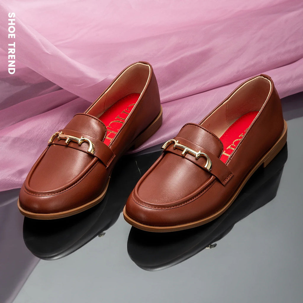 Fine Workmanship Seasonal Fashion New Women's Flat Shoes Retro Classic Pure Colour Simple Women's Leather Shoes