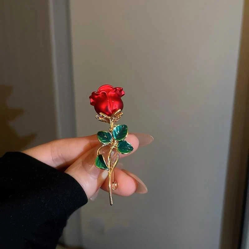 Sweet Flower Shape Lapel Pin Inlaid Shiny Rhinestones Brooches All-match Versatile Corsage Accessories