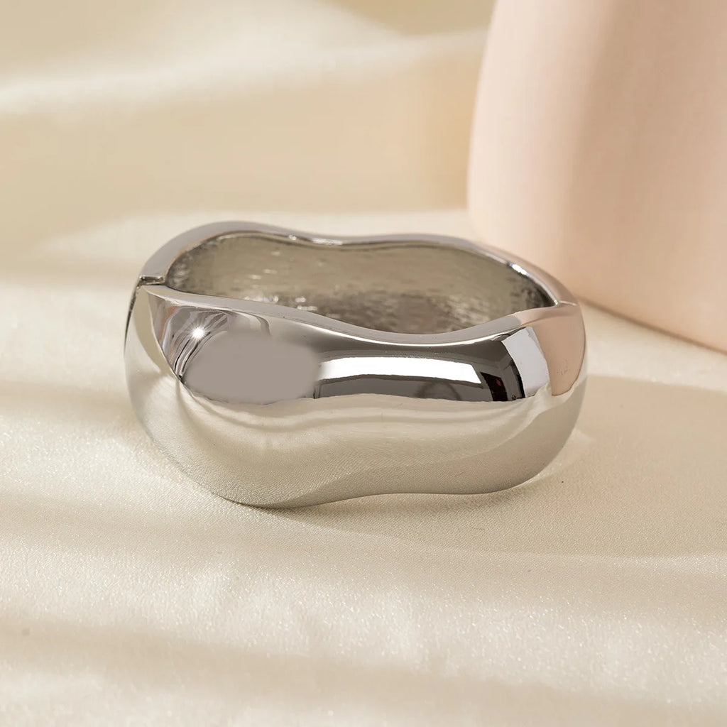 HUANZHI Vintage Resin Triangle Wide Bangle Bracelet