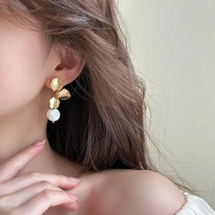 New 925 Sterling Silver Drop Earrings Golden Flower Petal Pearl Elegant For Women Girl Gift Jewelry Dropshipping Wholesale