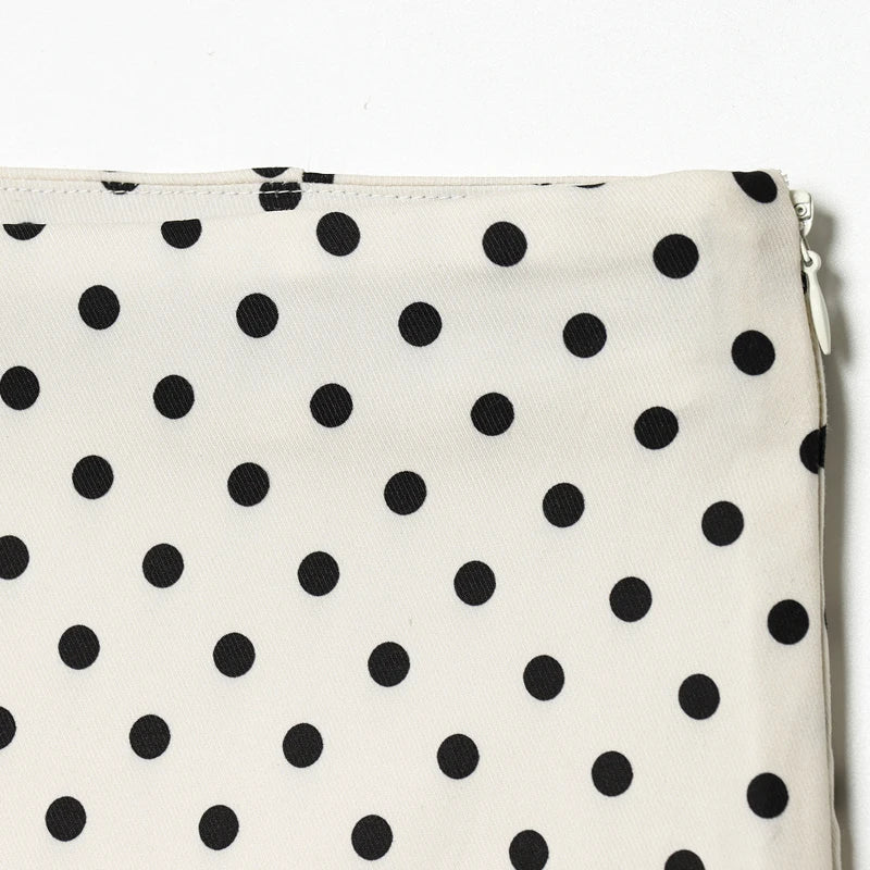 Elegant Polka‑Dot Jacket & Capri Pants Set