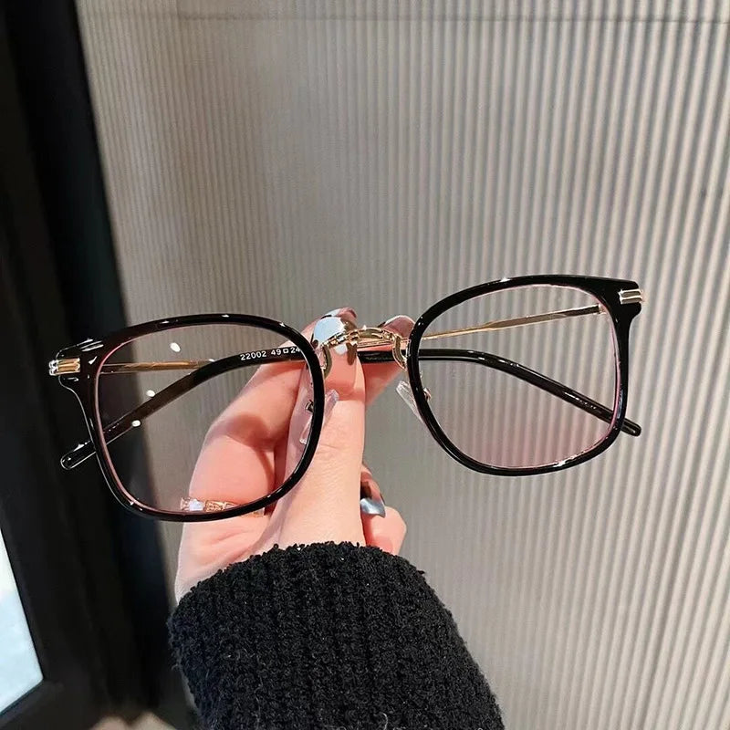 Korean Stylish Woman Sunglasses Gradient Pink Lenses Girls Decorative Glass Fashion Trendy Travelling Female Sunglass