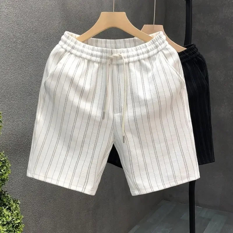 Black‑White Striped Casual Shorts