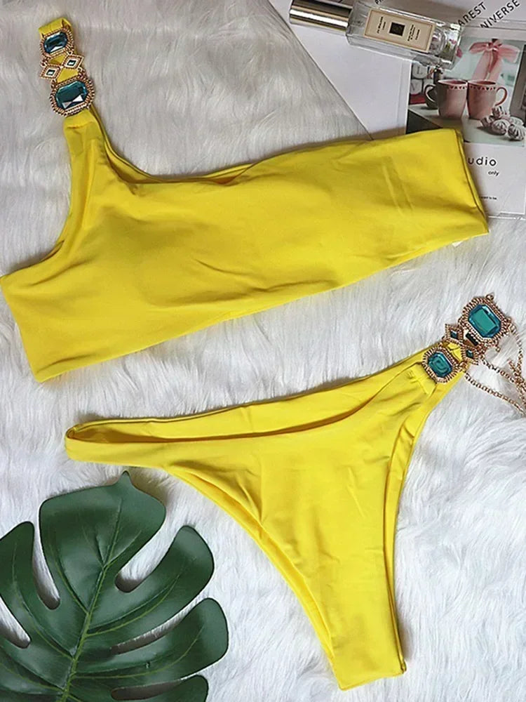 Women’s 2026 Rhinestone Diamond Bikini – Halter Chain Two‑Piece Swimsuit, Sexy Shiny Brazilian Swimwear