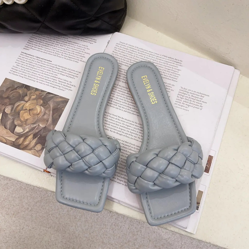 Women’s Square‑Head Woven Flat Slippers — Large‑Size Summer Beach Sandals All‑Match Casual Shoes