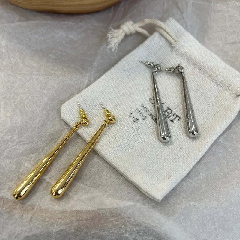 High Quality Minimalist Niche Design Metal Plated 18K Water Droplet Studs Earrings for Women Fashion Daily Party Jewelry Gifts