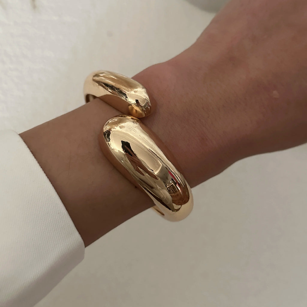 Vintage Metal Wave Twist Irregular Chunky Cuff Bracelet
