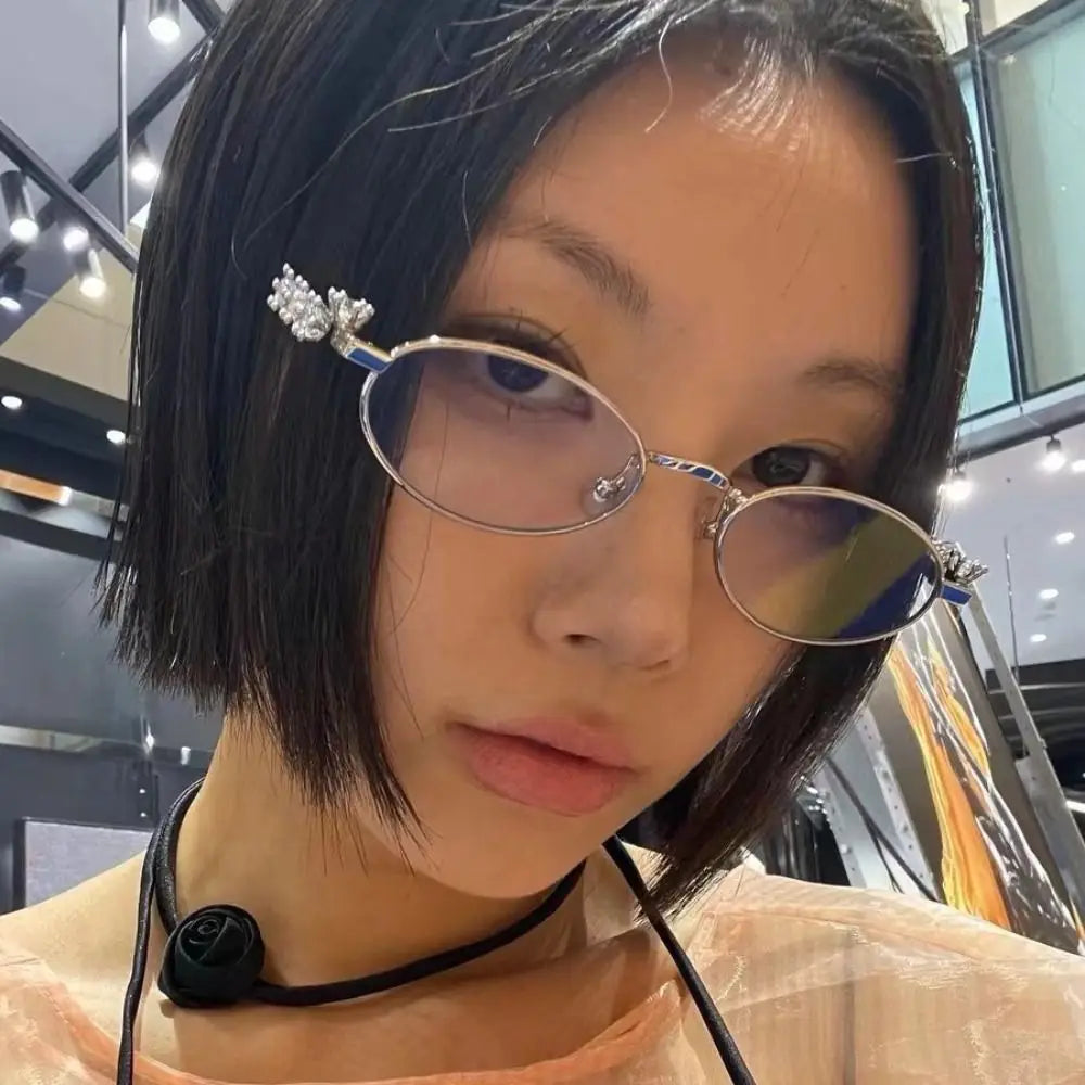 Convenient Bling Rhinestone Sunglasses INS Steampunk Oval Women Sunglasses Fashion Trendy Anti-Blue Light Spectacles Selfie Y2k