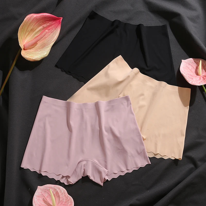 Seamless Satin Boyshorts