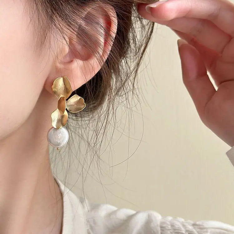 New 925 Sterling Silver Drop Earrings Golden Flower Petal Pearl Elegant For Women Girl Gift Jewelry Dropshipping Wholesale