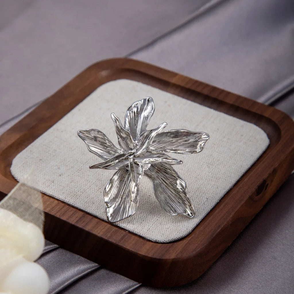 Personality Design Double Layered Big Flower Ring for Women Trend Punk Party Adjustable Finger Rings Fashion Jewelry Gift