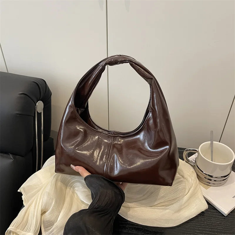 Fashion Leather Underarm Bags Women Temperament Clutch Handbags Shoulder Bag Ladies Trendy Simple Female Vintage Totes Hobos Bag